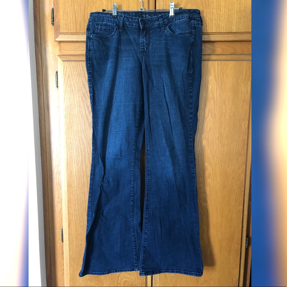 Jessica Simpson Sassy Skinny Flare Jeans Size 32